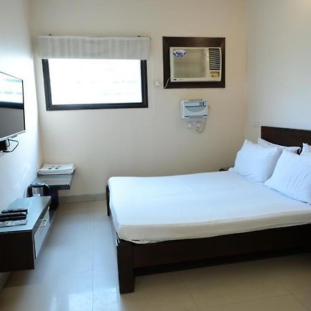 Maharani Regency Hotel Panchkula Ngoại thất bức ảnh