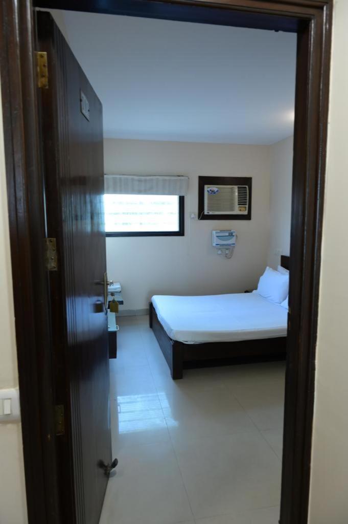 Maharani Regency Hotel Panchkula Ngoại thất bức ảnh